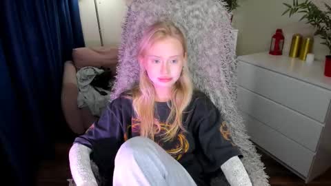 kris_grant online show from 22, 2, 2025