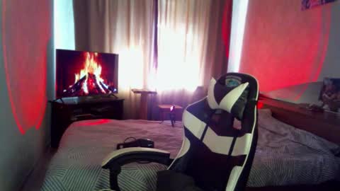 Snapshot of krisbadass chatting on 25, 11, 2025 Kris online show from 25, 11, 2025