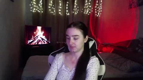 Snapshot of krisbadass chatting on 28, 11, 2025 Kris online show from 28, 11, 2025