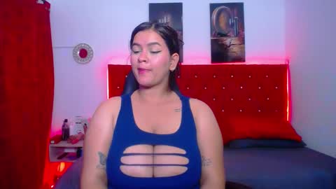 kriss_sweetboobs online show from 5, 2, 2025
