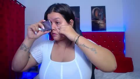 kriss_sweetboobs online show from 16, 2, 2025