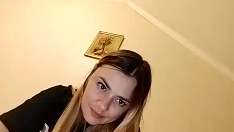 Snapshot of krisssexi chatting on 23, 9, 2025 KrissSexi online show from 23, 9, 2025