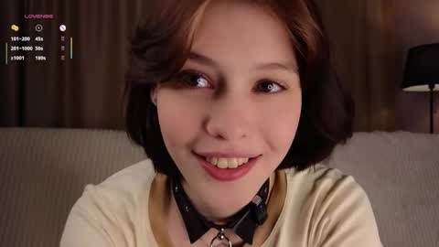 Snapshot of krissyhei chatting on 22, 9, 2025 Sarah online show from 22, 9, 2025