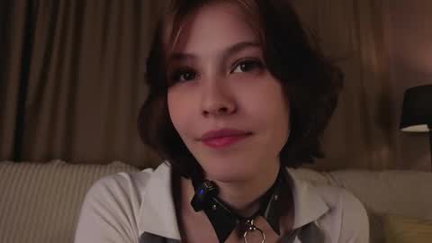 Snapshot of krissyhei chatting on 25, 9, 2025 Sarah online show from 25, 9, 2025