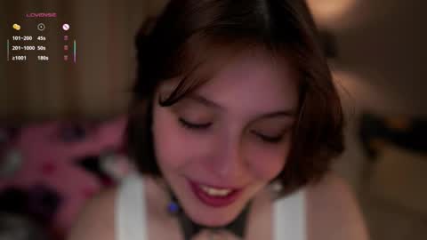 Snapshot of krissyhei chatting on 2, 10, 2025 Sarah online show from 2, 10, 2025