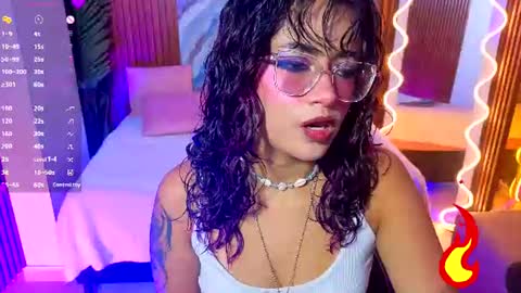 kristen_tay online show from 18, 7, 2026