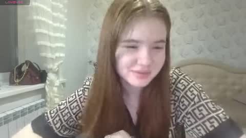 Snapshot of kristiancommes chatting on 27, 7, 2026 Alisa online show from 27, 7, 2026