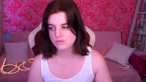 Snapshot of kristifoxy chatting on 10, 6, 2026 kristifoxy online show from 10, 6, 2026