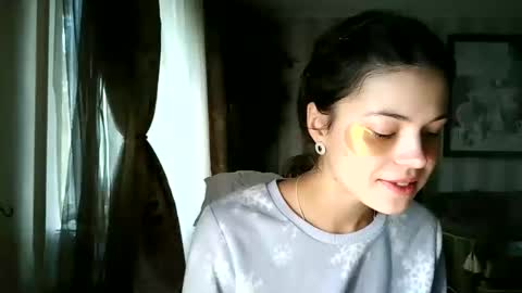 Snapshot of kristinalamour96 chatting on 18, 10, 2025 kristinalamour96 online show from 18, 10, 2025