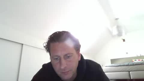 kristof8504 online show from 2, 12, 2024