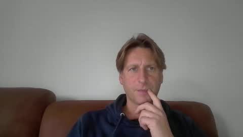 kristof8504 online show from 26, 11, 2025