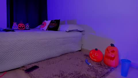 Snapshot of kristy_bennet chatting on 15, 10, 2025 Im Dani3 online show from 15, 10, 2025