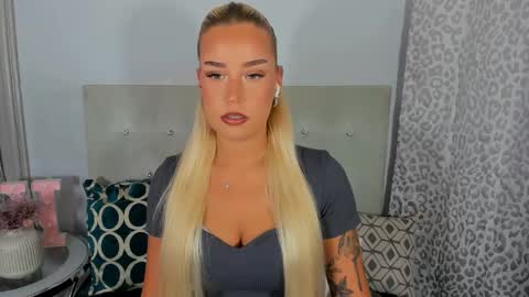 Snapshot of kristyflowers chatting on 28, 5, 2026 KristyFlowers online show from 28, 5, 2026