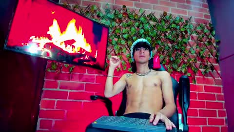 justym online show from 2, 2, 2025