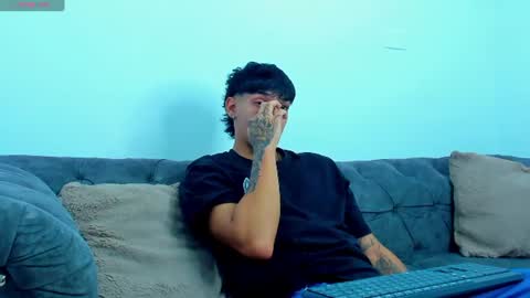 Snapshot of kroywave chatting on 9, 7, 2026 Kroy Wave Muscle Tattoos Latino online show from 9, 7, 2026