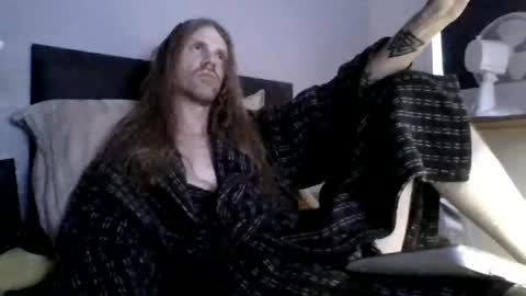 Snapshot of krullz123 chatting on 15, 6, 2026 Krullz online show from 15, 6, 2026
