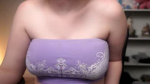 Krystal Syx online show from 3, 3, 2026