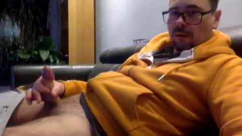 krzysztof1977 online show from 2, 2, 2026