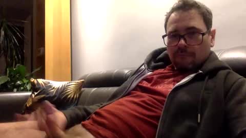 krzysztof1977 online show from 4, 3, 2026