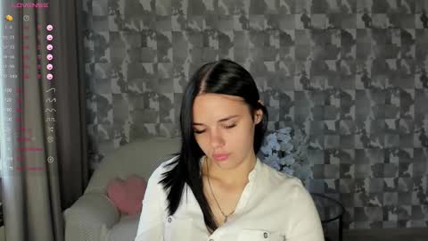Snapshot of kseni_a chatting on 22, 10, 2025 Ksenia online show from 22, 10, 2025
