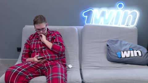 WebcamWhore online show from 8, 1, 2025