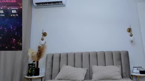 Lady online show from 12, 9, 2025