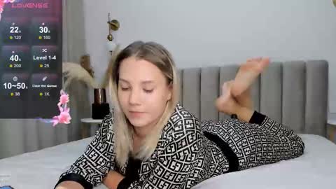 Lady online show from 21, 9, 2025