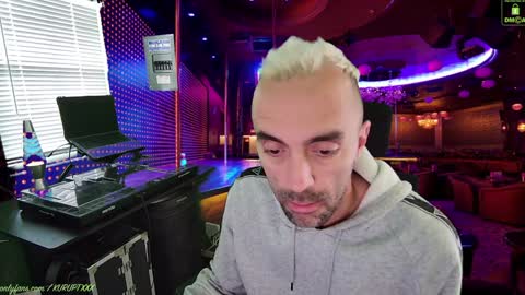 kuruptxxx online show from 8, 1, 2025