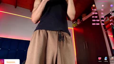 Snapshot of kuzzcoo chatting on 24, 10, 2025 kuzzcoo online show from 24, 10, 2025