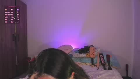 Snapshot of kxss_krawl chatting on 22, 10, 2025 Aria Kess online show from 22, 10, 2025