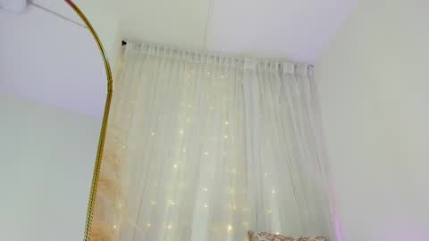 Snapshot of kyany_ chatting on 24, 9, 2025 kyany online show from 24, 9, 2025