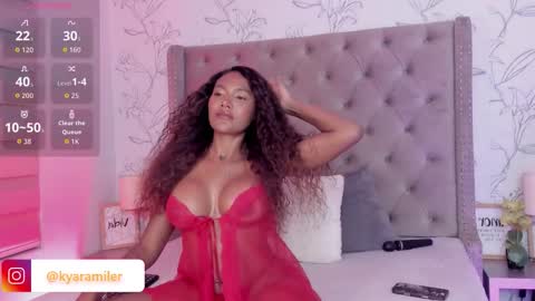 kyaraebony_ online show from 27, 3, 2026