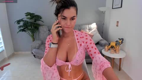 Snapshot of kylamorrison chatting on 28, 12, 2024 I am Kyla online show from 28, 12, 2024