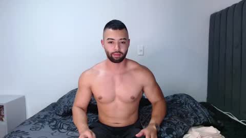 Kyle collinz online show from 25, 2, 2025