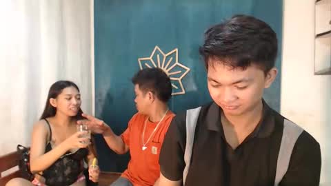 Snapshot of kyle_lacuste chatting on 15, 12, 2025 kyle_lacuste online show from 15, 12, 2025