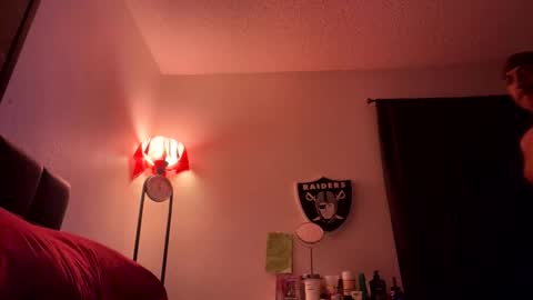 Snapshot of kyledriveher chatting on 19, 11, 2025 Kyle DriveHer online show from 19, 11, 2025