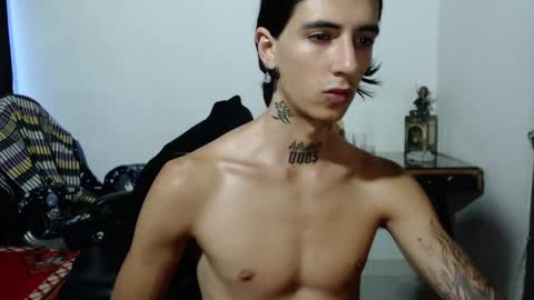 Snapshot of kyleer77 chatting on 12, 3, 2025 kyleer77 online show from 12, 3, 2025