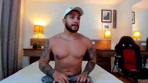 kylenorth_ online show from 9, 10, 2025