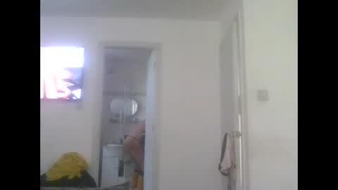 kylestrips4youq online show from 19, 4, 2026