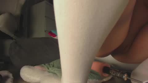 Snapshot of kylie_starrrr chatting on 24, 5, 2026 Ann online show from 24, 5, 2026