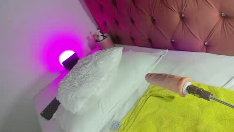 kylie Sttel online show from 16, 5, 2026