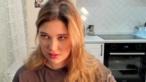 Snapshot of kylieblond chatting on 4, 1, 2025 Din online show from 4, 1, 2025