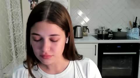 Snapshot of kylieblond chatting on 16, 11, 2025 Din online show from 16, 11, 2025