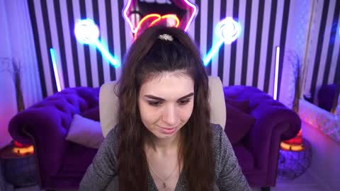 Nicole online show from 10, 6, 2026