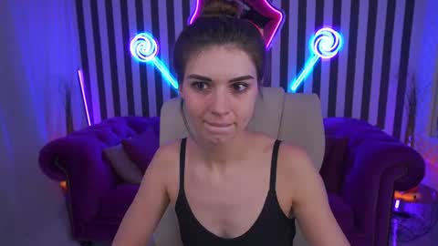 Nicole online show from 24, 6, 2026