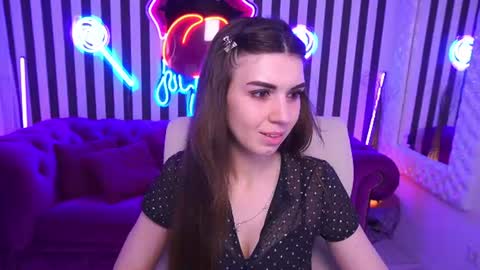 Nicole online show from 11, 7, 2026