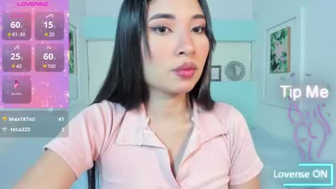 Snapshot of kyliewest6 chatting on 7, 3, 2025 Kylie West online show from 7, 3, 2025