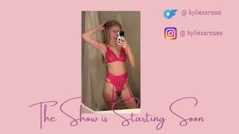 Snapshot of kyliexxrose chatting on 27, 10, 2025 Kylie online show from 27, 10, 2025