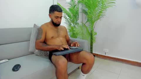 Kylliam Levis online show from 6, 3, 2025