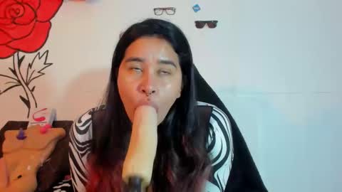 Snapshot of kymberlyhott chatting on 23, 12, 2024 call me kim online show from 23, 12, 2024